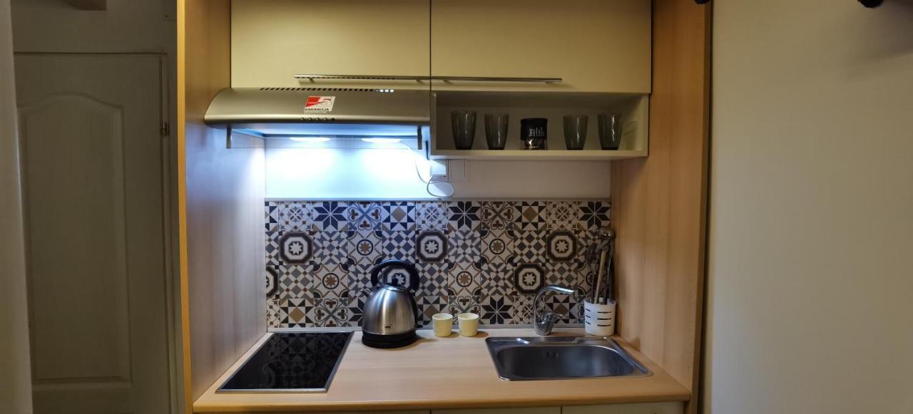 Zona Apartments 1 Zrenjanin Esterno foto
