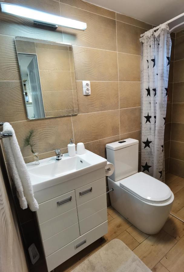 Zona Apartments 1 Zrenjanin Esterno foto